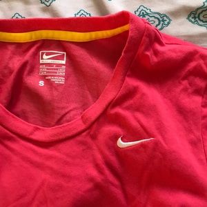 Nike performance tee